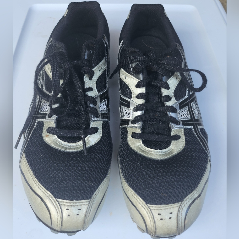 ASICS Track Spikes - Picture 2 of 4